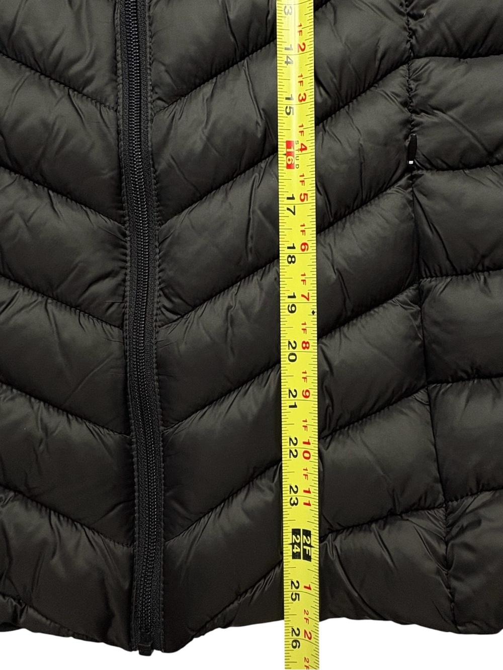 NWT Tommy Hilfiger Black Chevron Puffer Jacket Hooded Packable Large TW5MPC30 - Picture 6 of 12